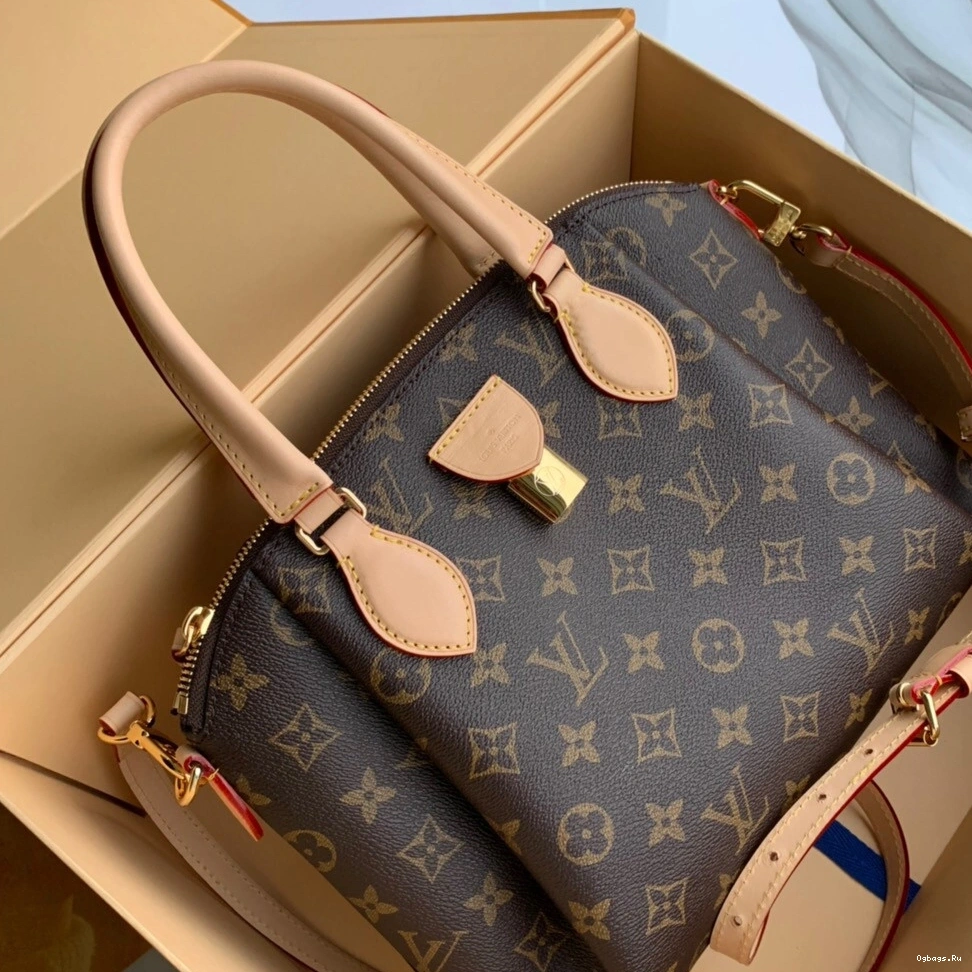 PM Louis RIVOLI Vuitton 0316